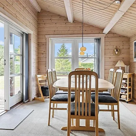 40505-juelsminde-pot-strandby-326 بيت للعطل *