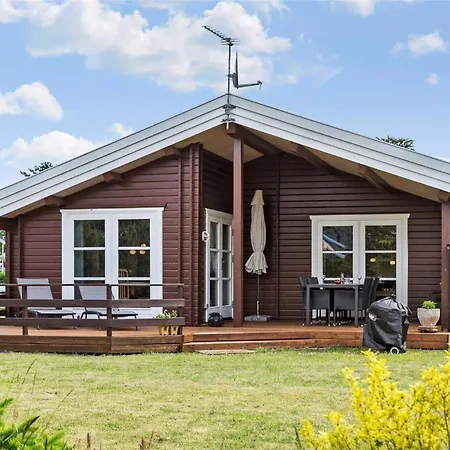 40505-juelsminde-pot-strandby-326 بيت للعطل